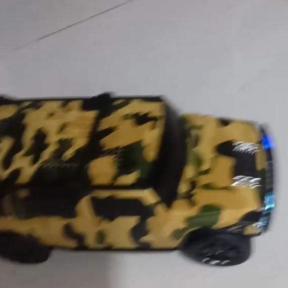 Camouflage Bluetooth Car Speaker - Picture 3 of 10